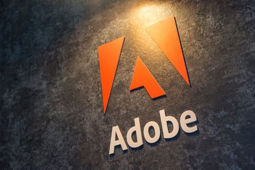 工具軟件的十字路口 從Adobe到獵豹，數字文創開發者的命運分野